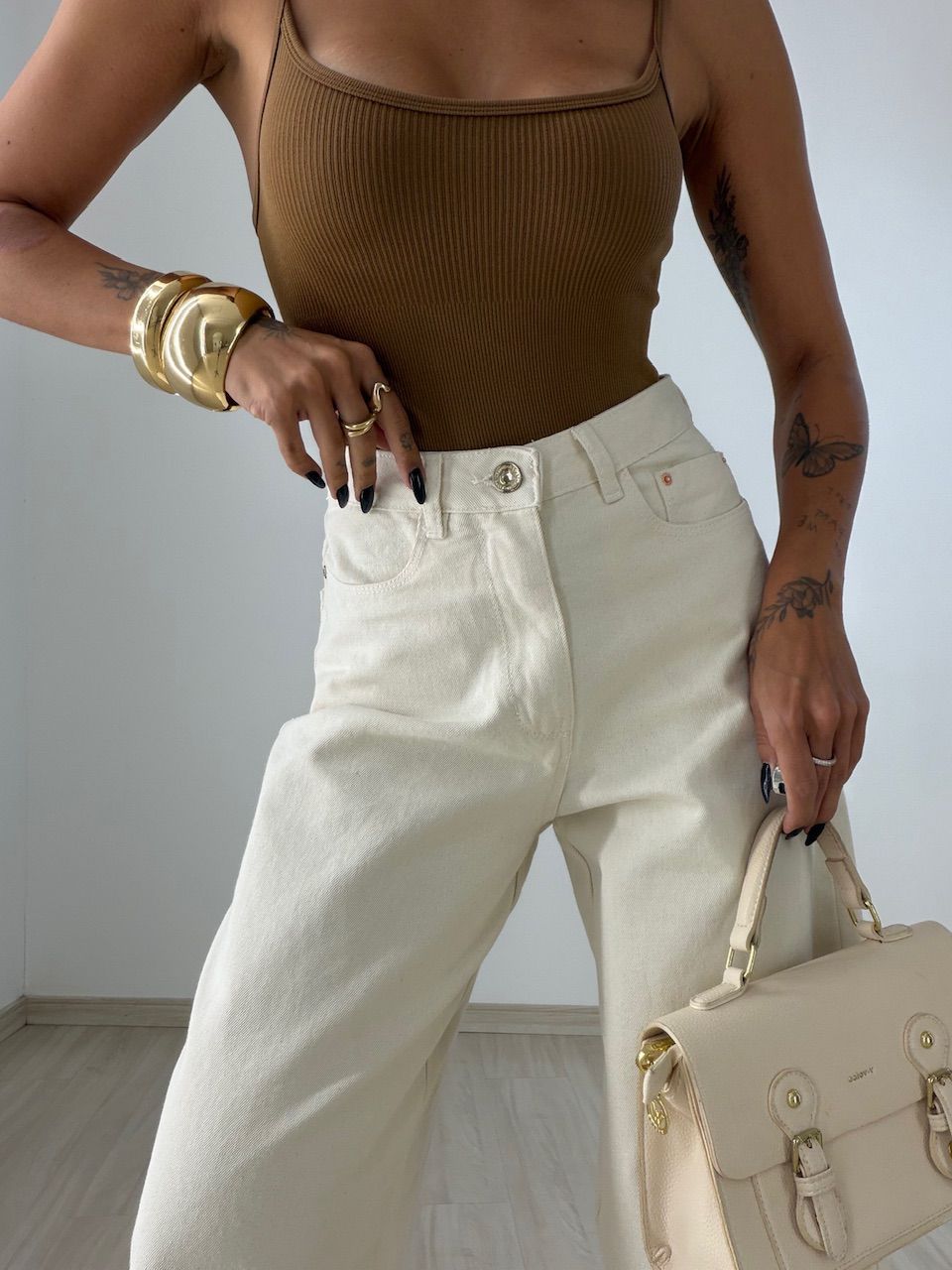 CALÇA LARISSA BALLOON CRU