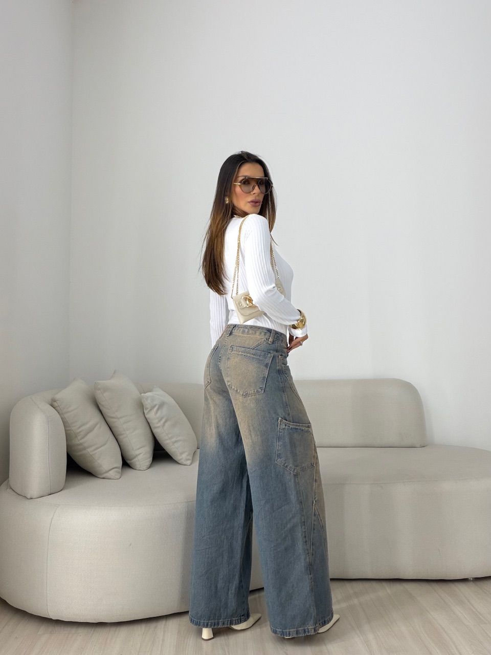 CALÇA LUANA WIDE LEG RECORTES SUJINHA