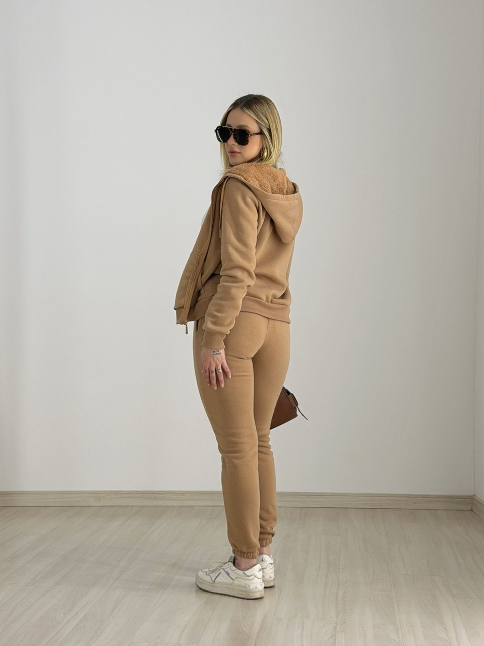 CONJUNTO ROSE MOLETOM NUDE