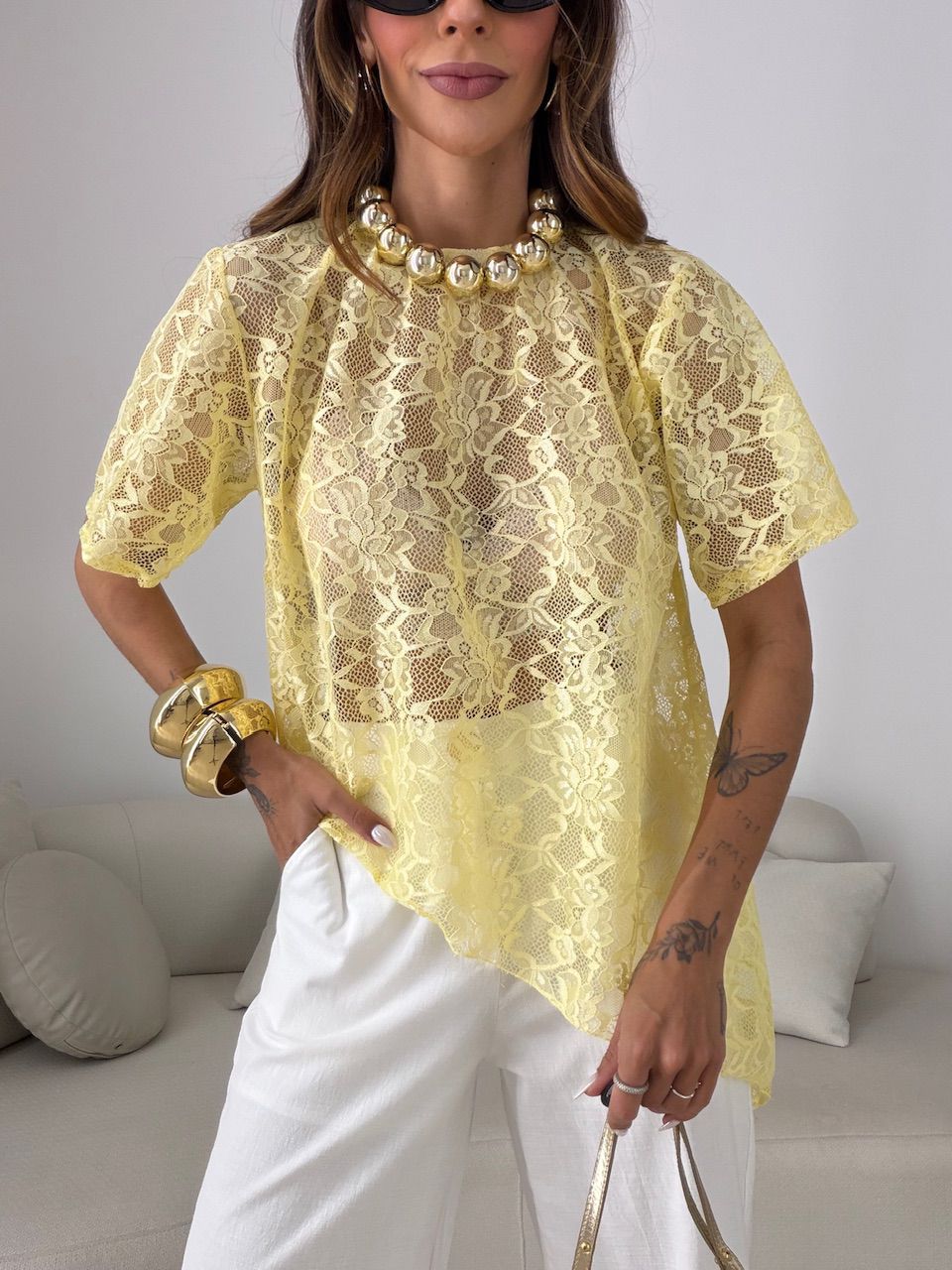 BLUSA ANGÉLICA RENDA ASSIMÉTRICA AMARELA