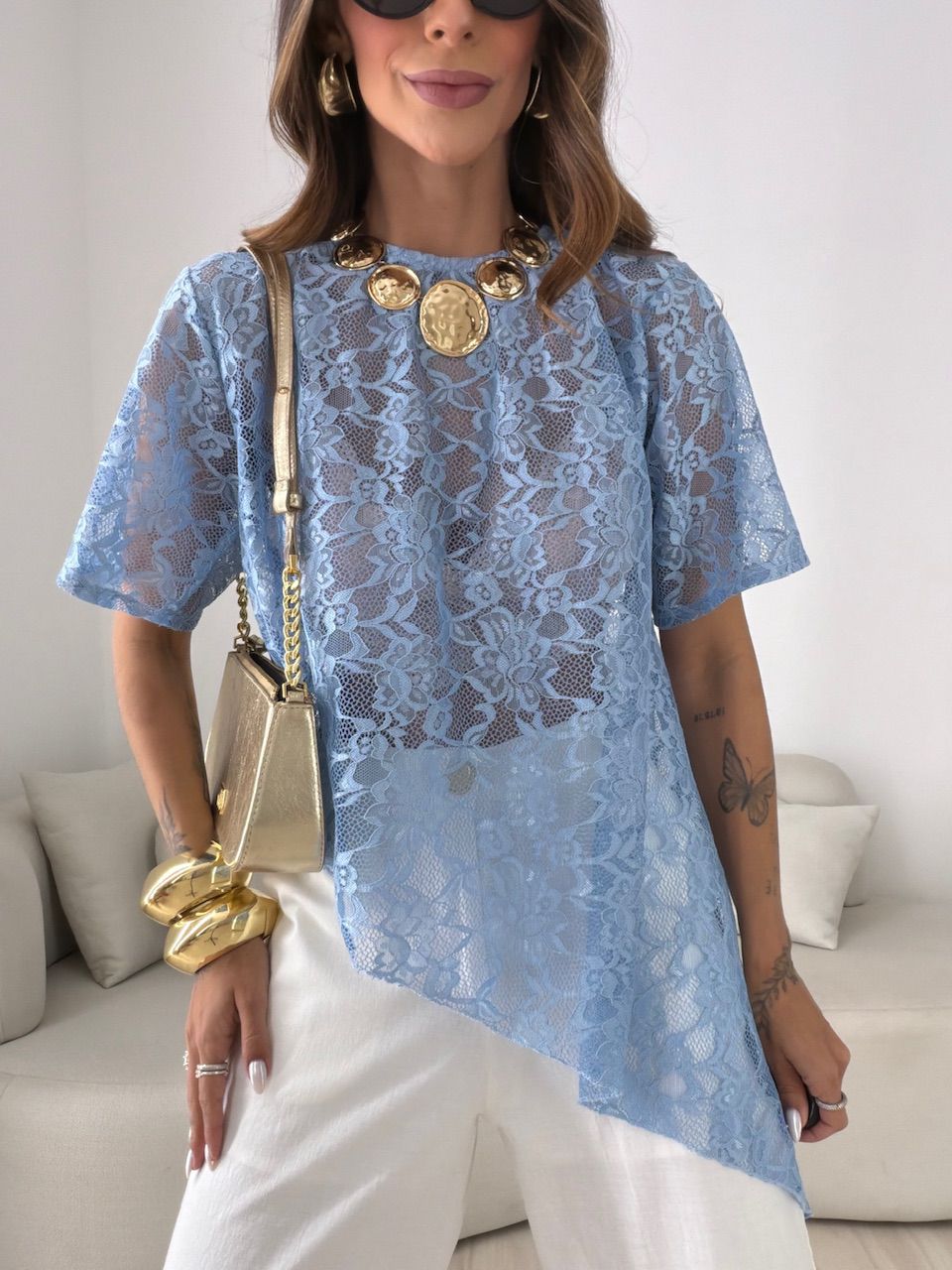 BLUSA ANGÉLICA RENDA ASSIMÉTRICA AZUL