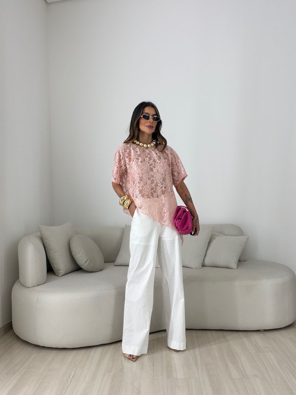 BLUSA ANGÉLICA RENDA ASSIMÉTRICA ROSA
