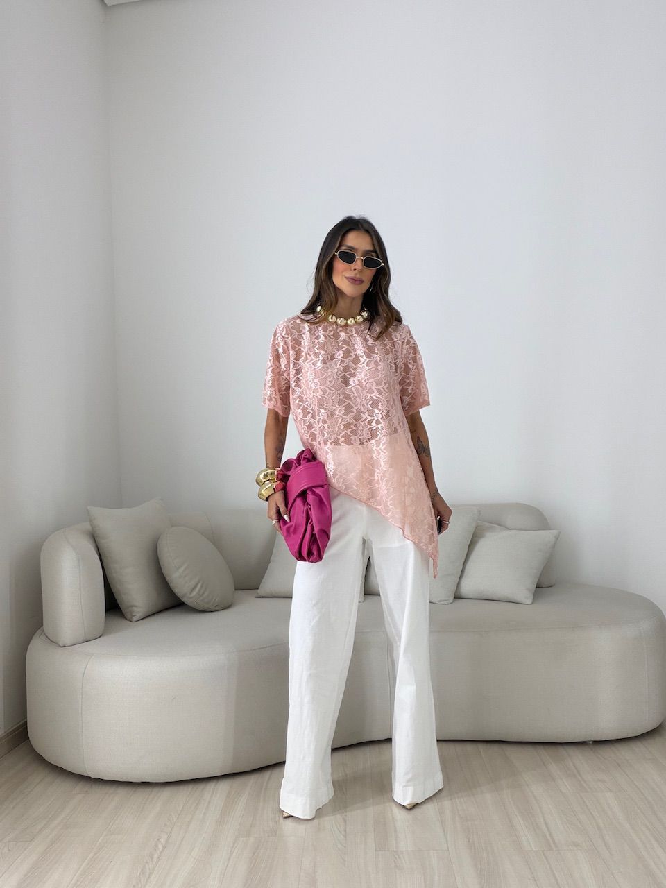 BLUSA ANGÉLICA RENDA ASSIMÉTRICA ROSA