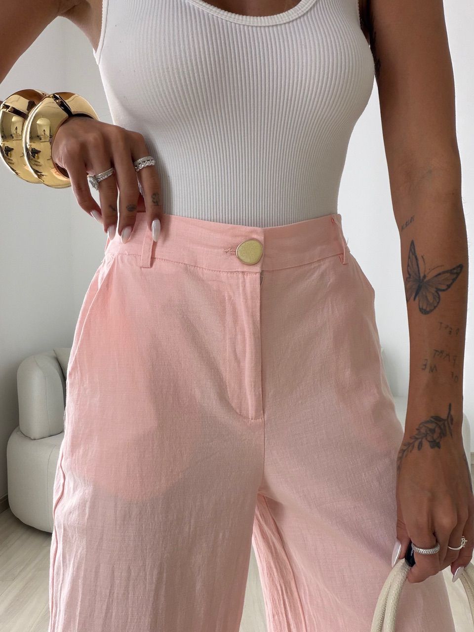 CALÇA LILIANE BOTÃO ROSA