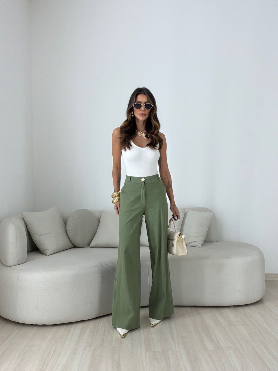 CALÇA LILIANE BOTÃO VERDE