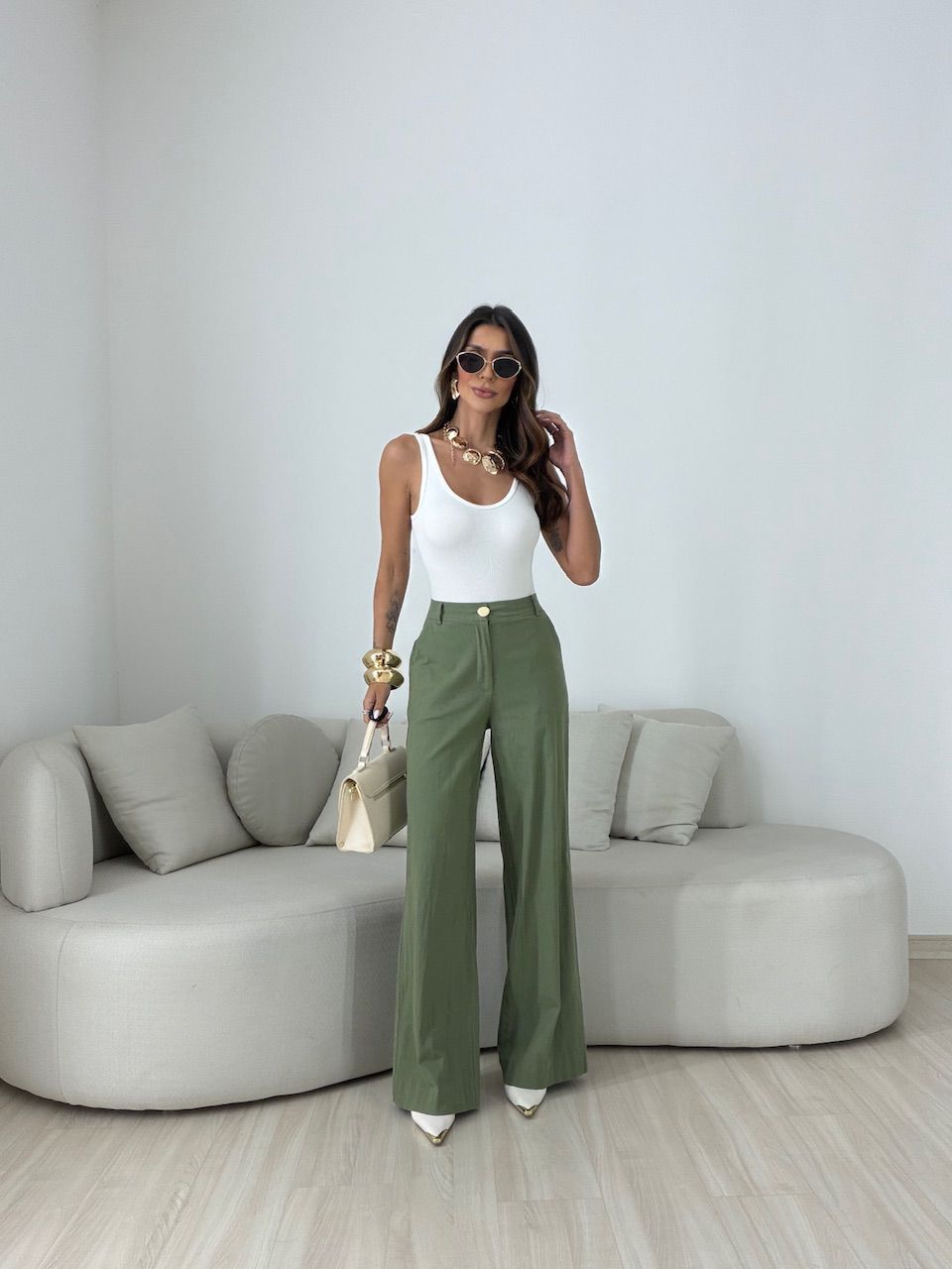 CALÇA LILIANE BOTÃO VERDE