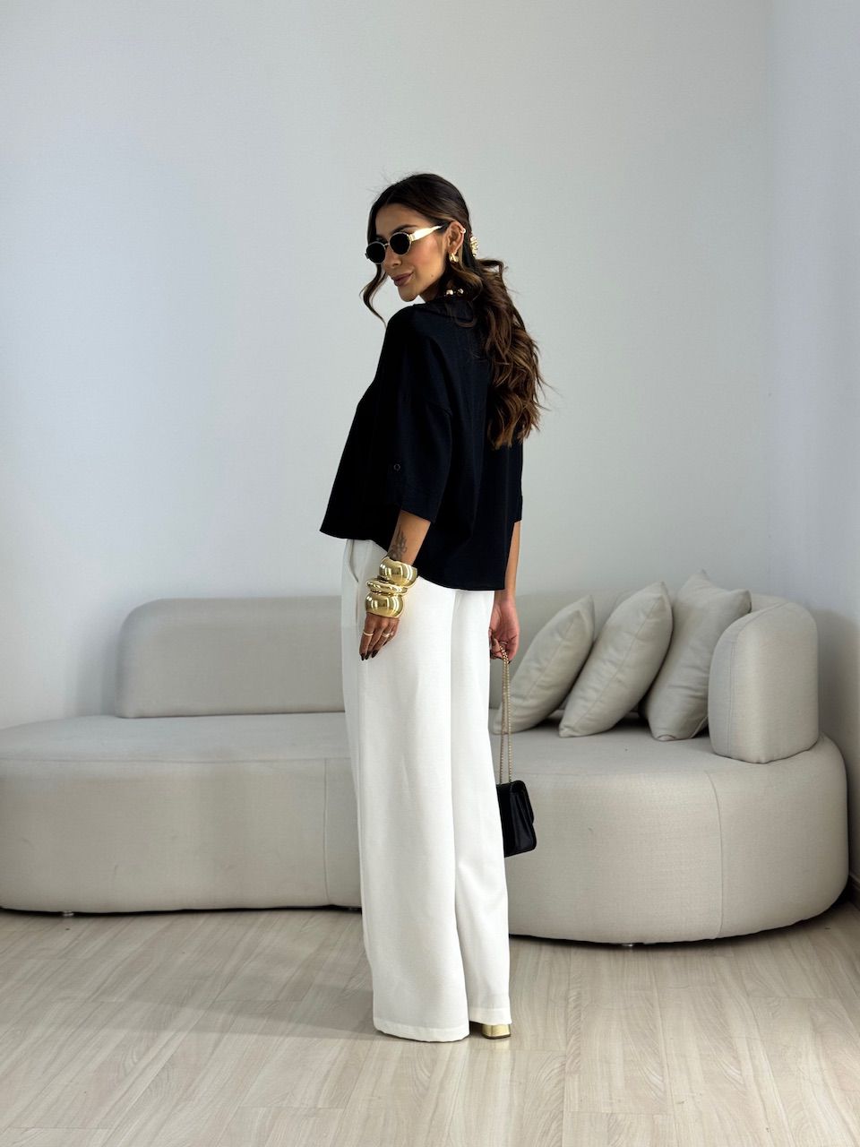 CAMISA MILENA OVER PRETA