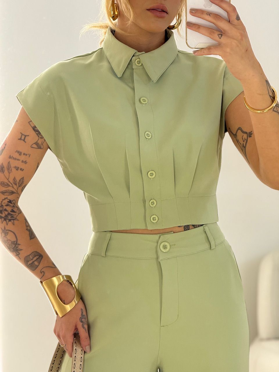 CONJUNTO RAFA CAMISA CROPPED VERDE