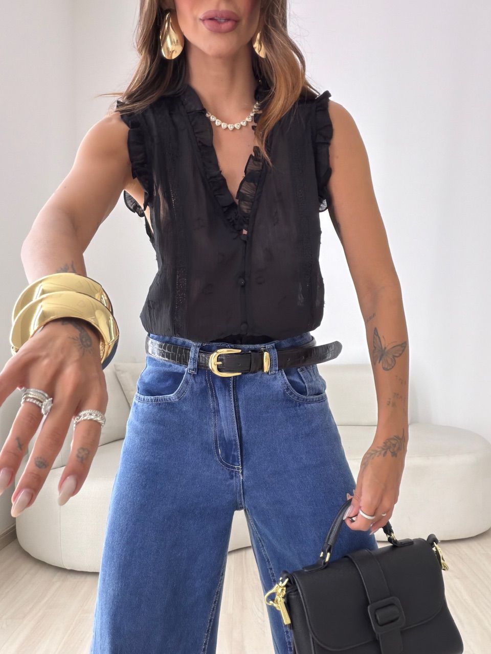 BLUSA FABRÍCIA BOTÕES PRETA