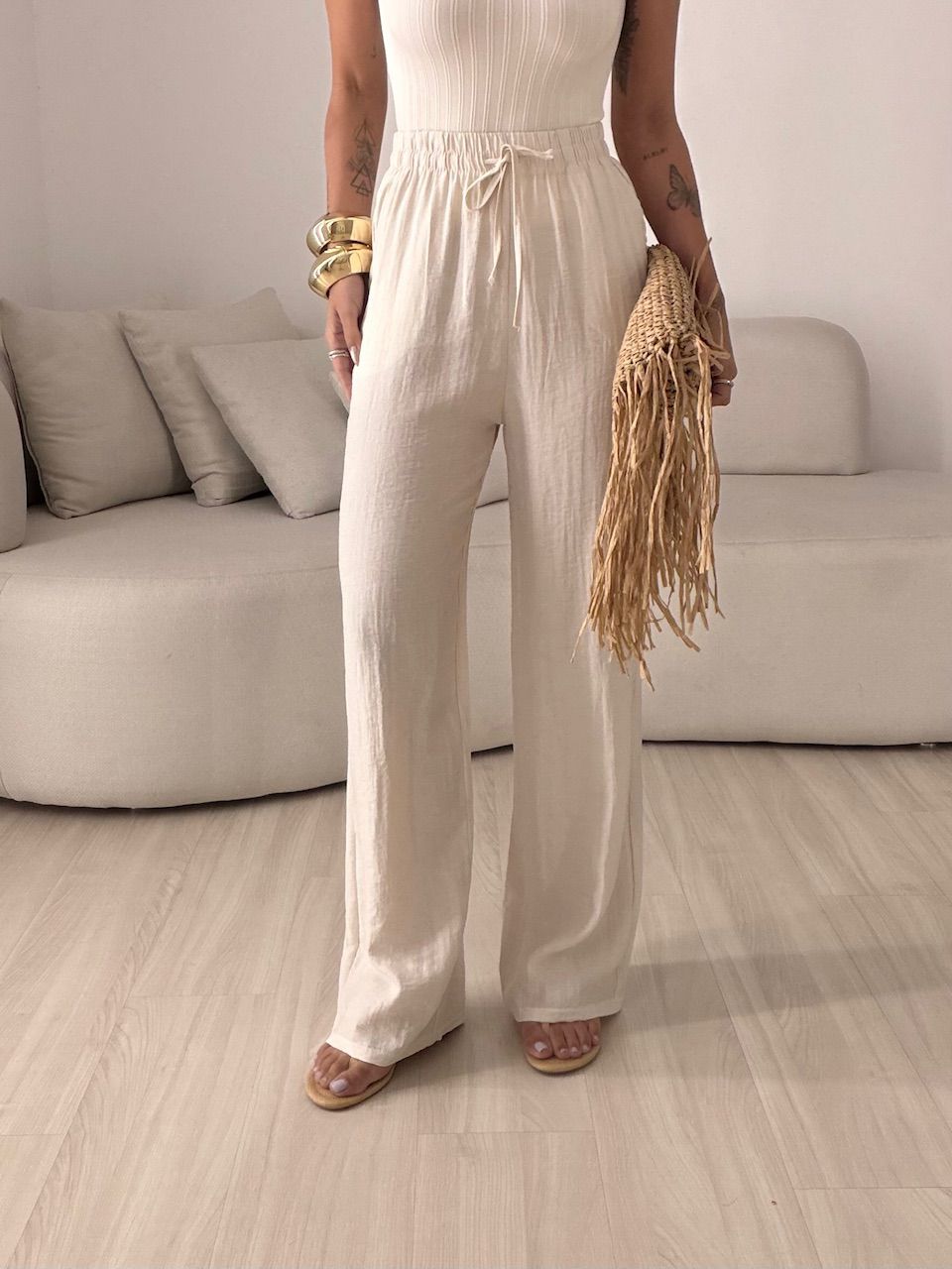 CALÇA MÔNICA LASTEX CRU