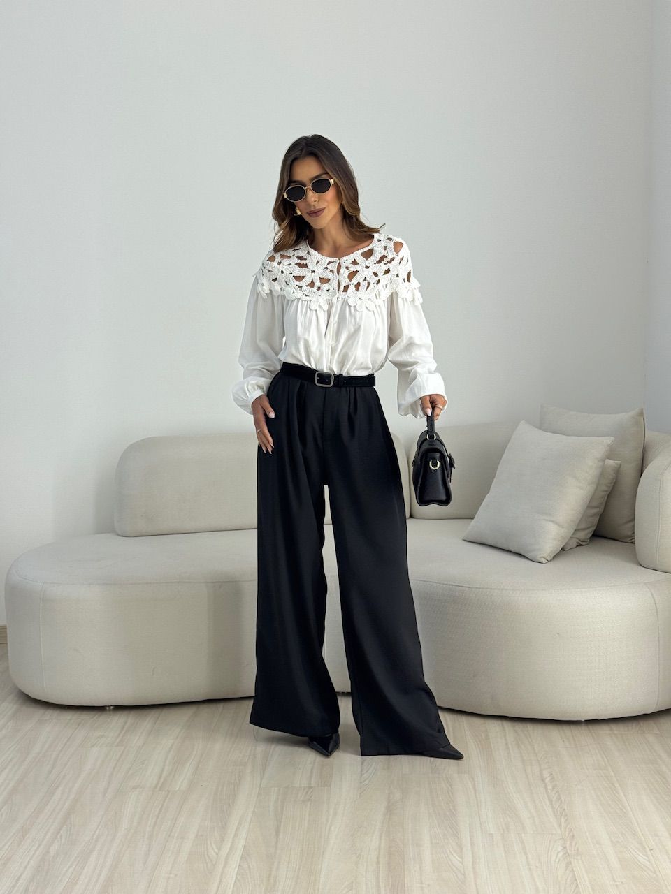 CALÇA PAULA CINTO PRETA