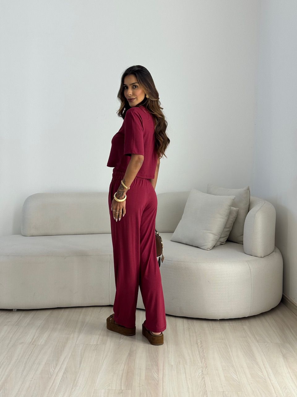 CONJUNTO MAITÊ CALÇA VINHO