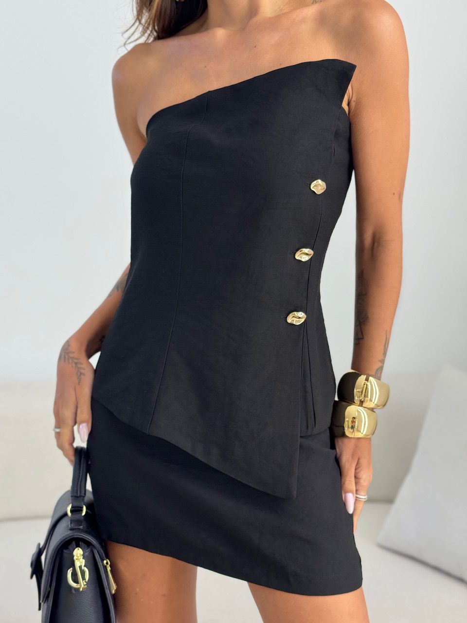 CONJUNTO RENATA TOMARA QUE CAIA PRETO