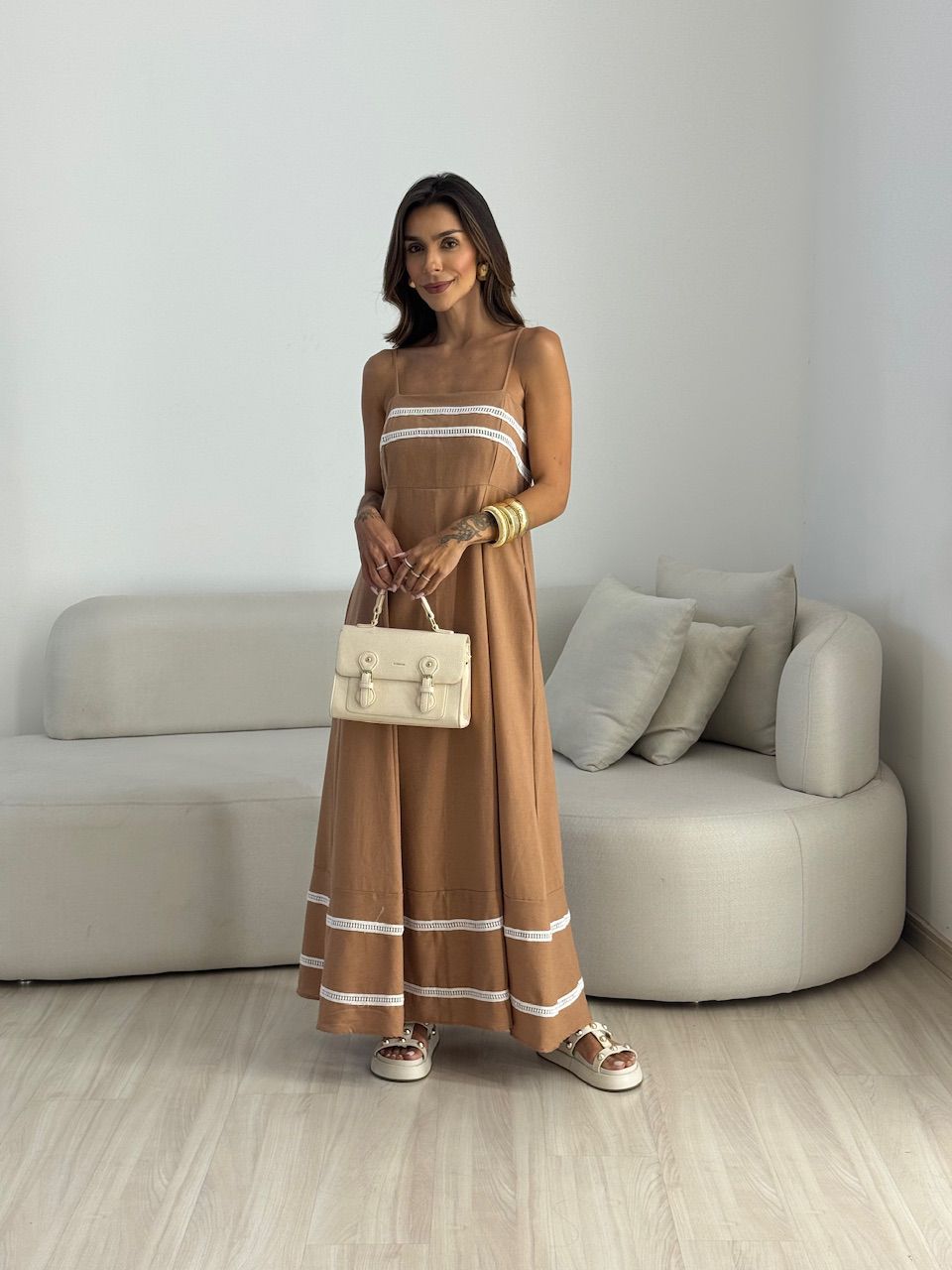 VESTIDO MARÍLIA ALÇA NUDE - 0073680049 - CAROLLA FERRARO