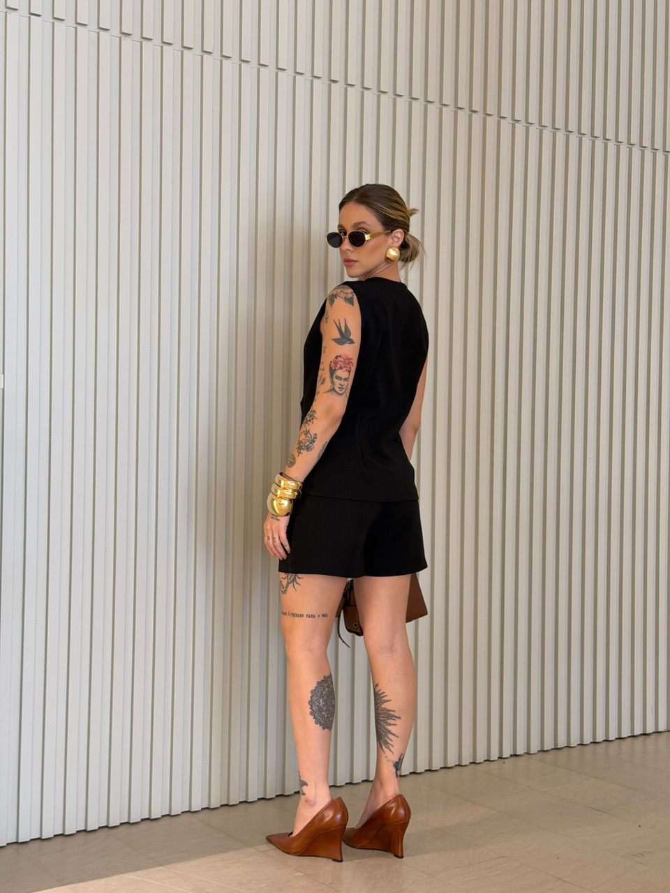 CONJUNTO ELZA COLETE SHORT PRETO