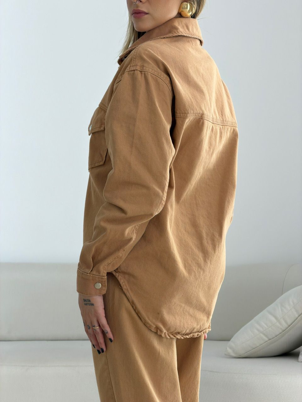 CAMISA CARLA JEANS CARAMELO