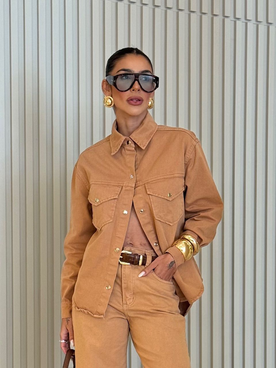 CAMISA CARLA JEANS CARAMELO - 0076760095 - CAROLLA FERRARO