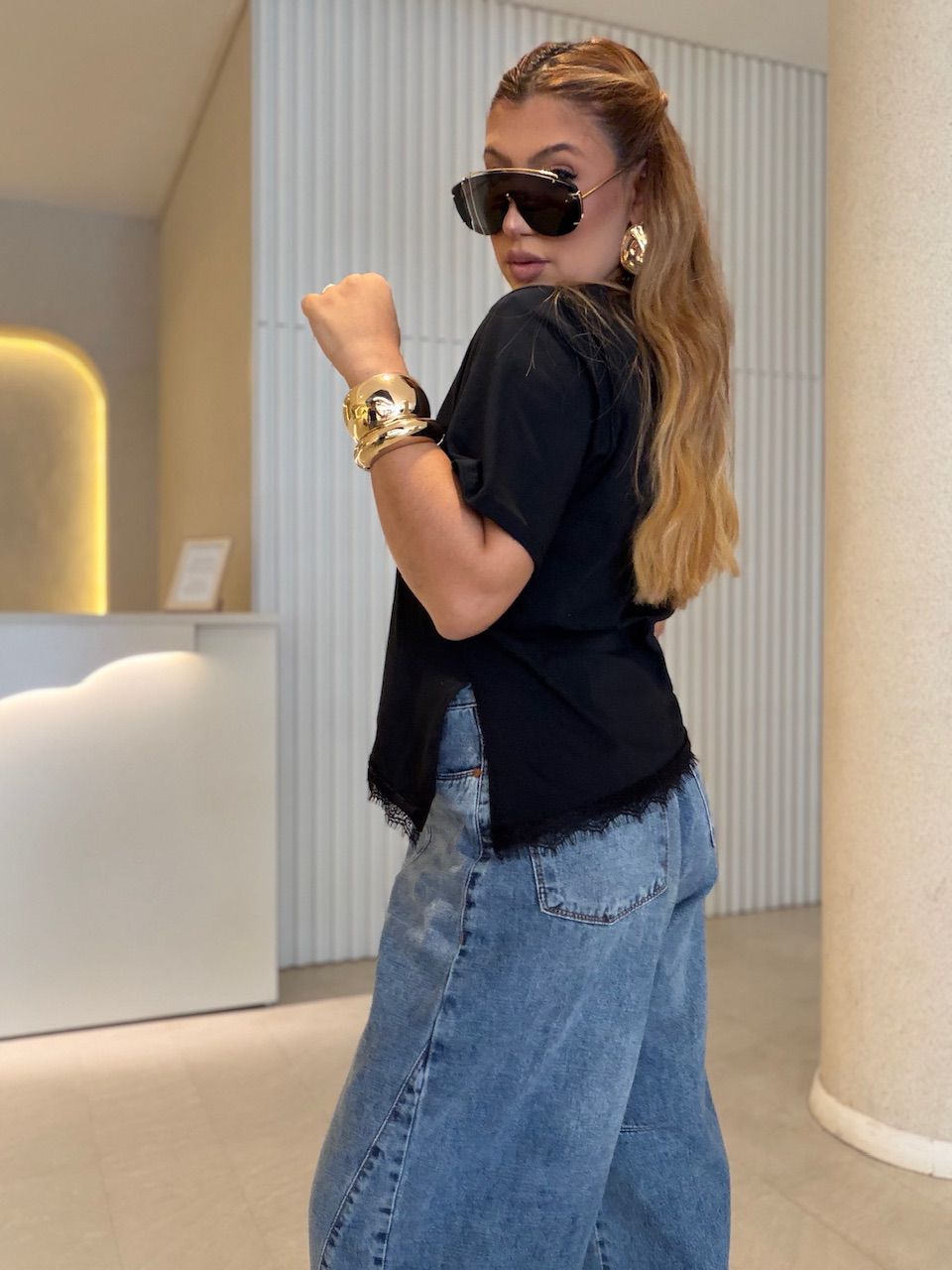 T-SHIRT MARINA RENDA PRETA