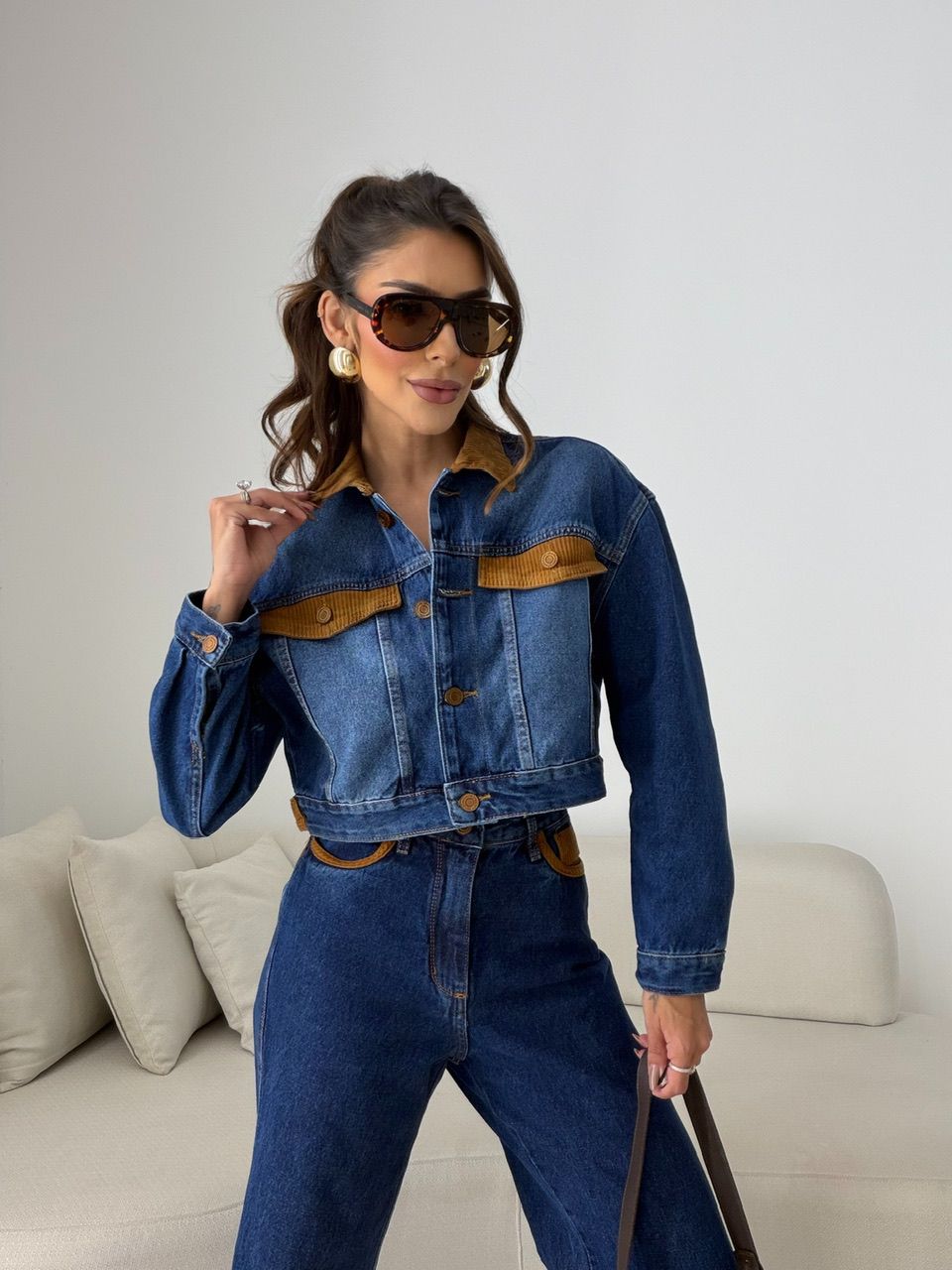 JAQUETA SILVANA BOLSOS COTELÊ JEANS