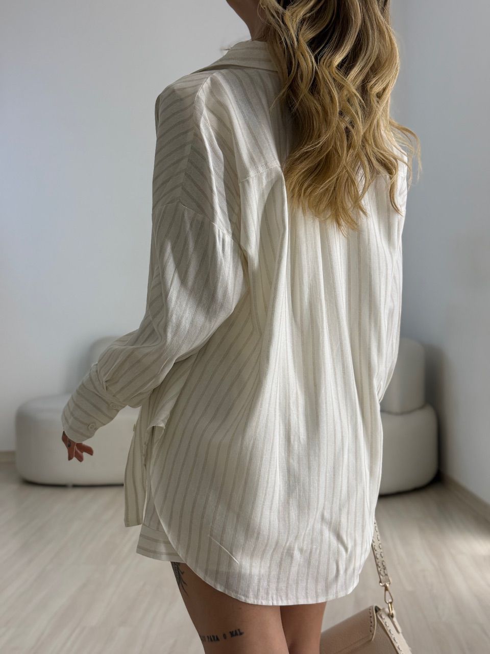 CAMISA GEANE LISTRAS OFF