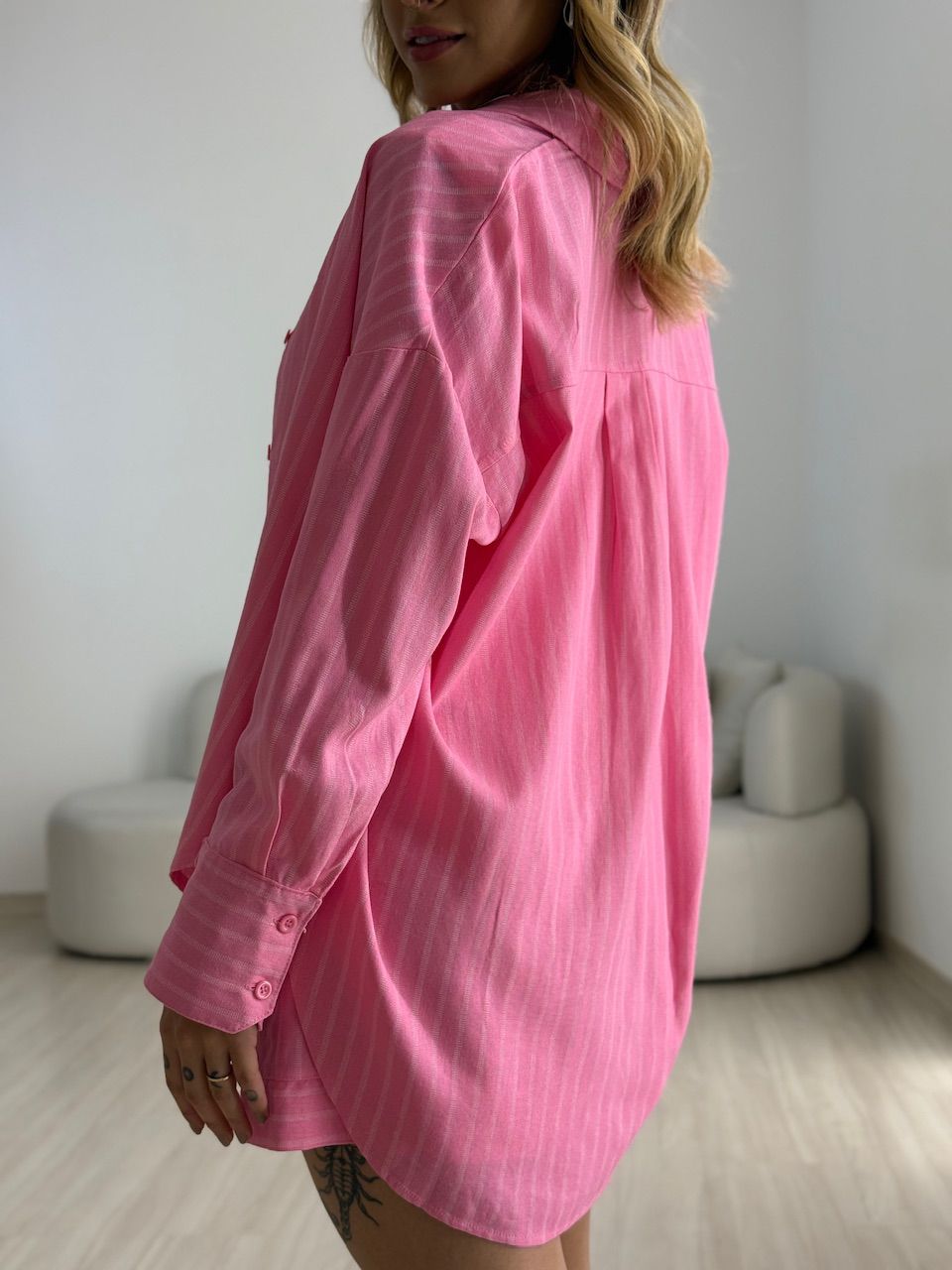 CAMISA GEANE LISTRAS ROSA