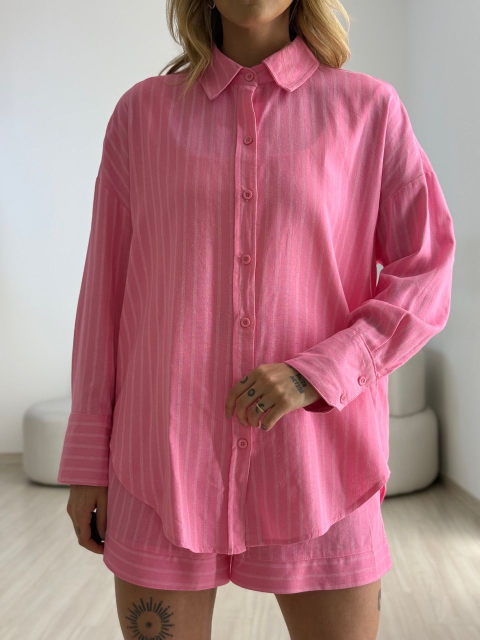 CAMISA GEANE LISTRAS ROSA