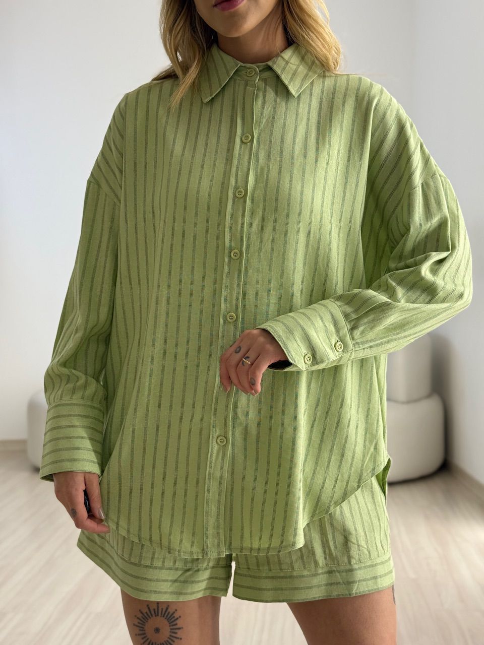 CAMISA GEANE LISTRAS VERDE