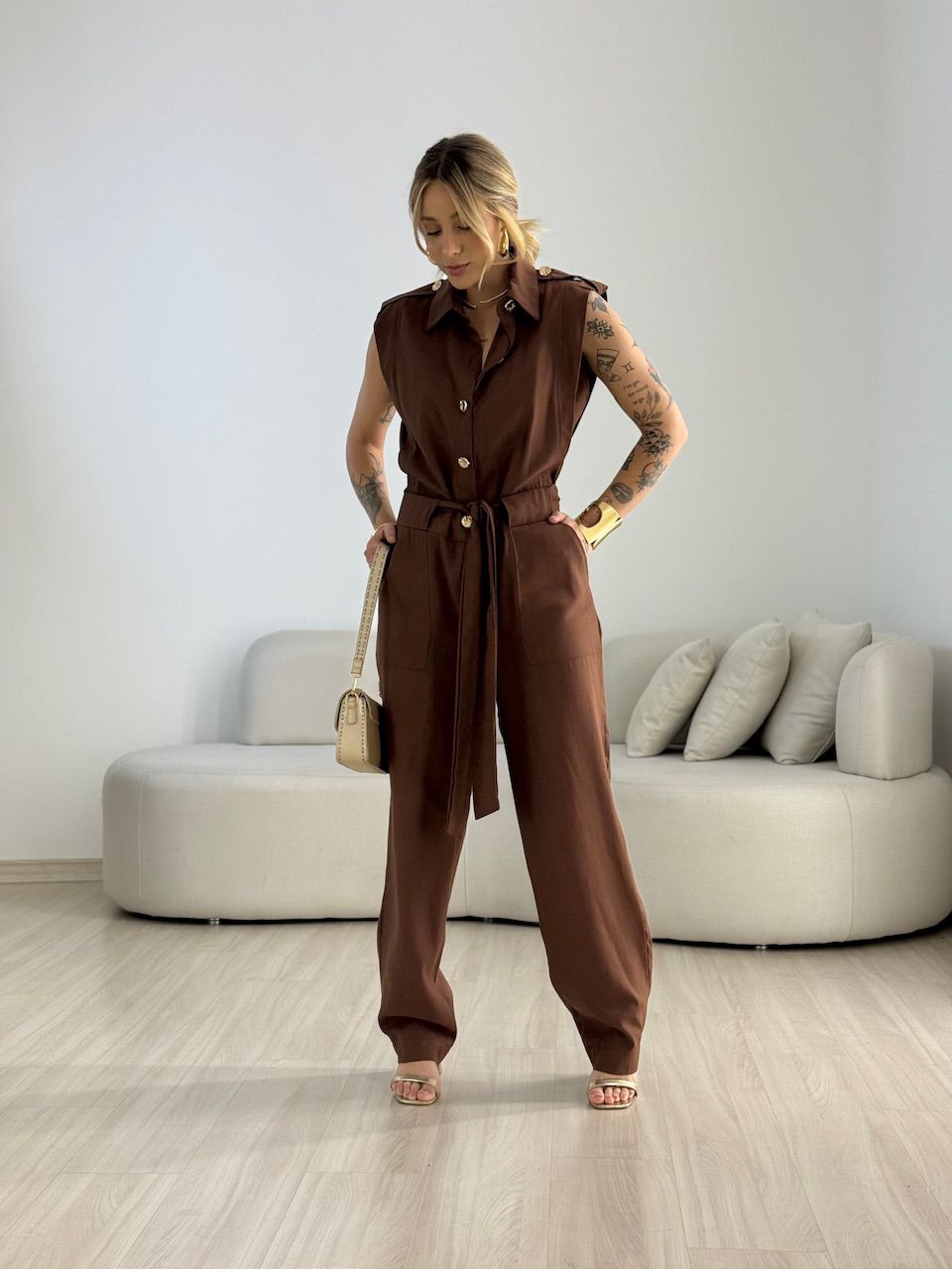 MACACÃO PRISCILA FAIXA MARROM