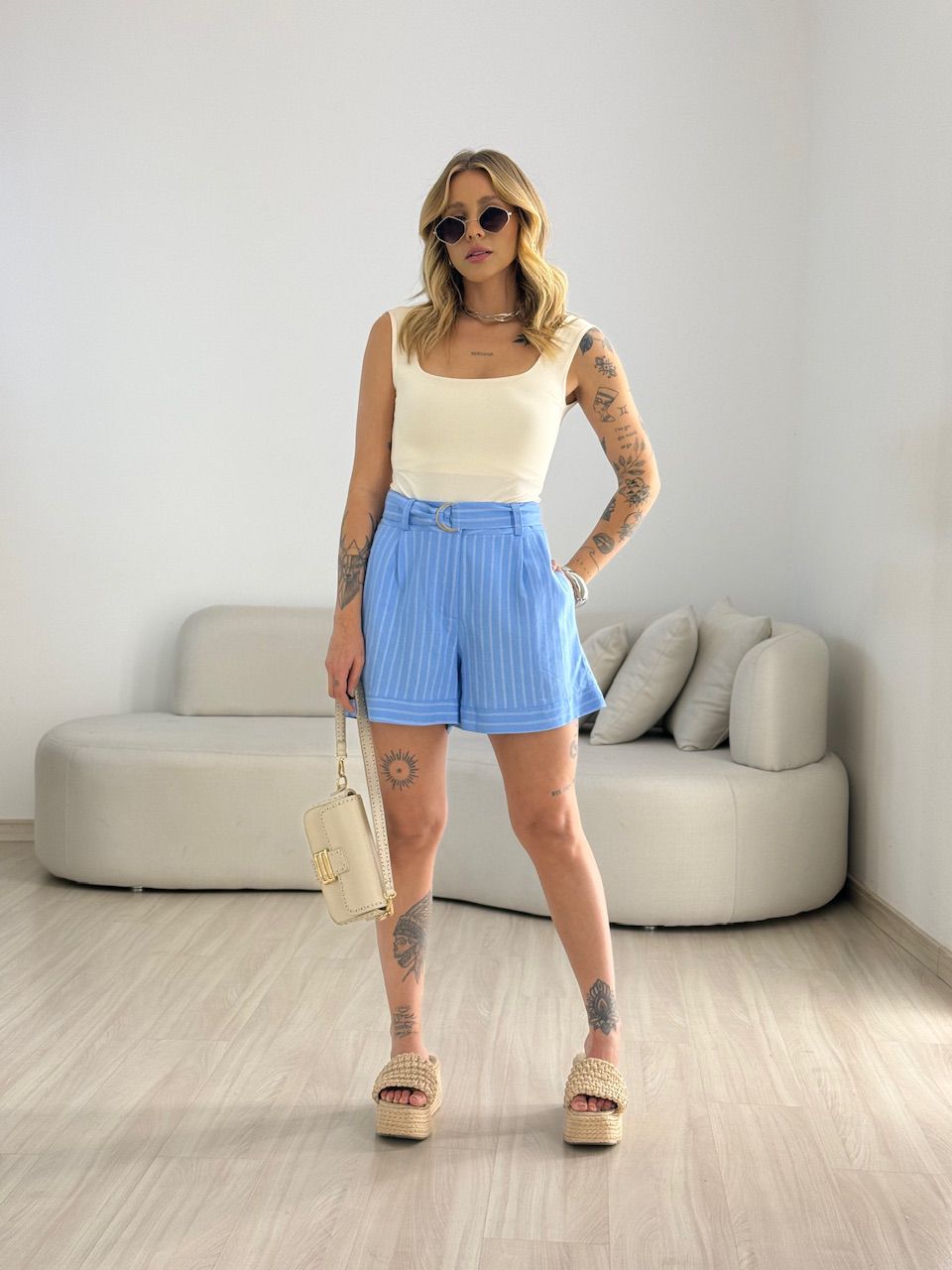 SHORT REGINA LISTRAS AZUL
