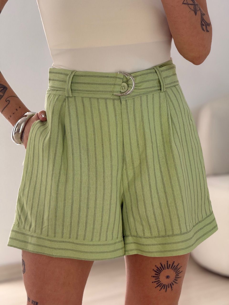 SHORT REGINA LISTRAS VERDE