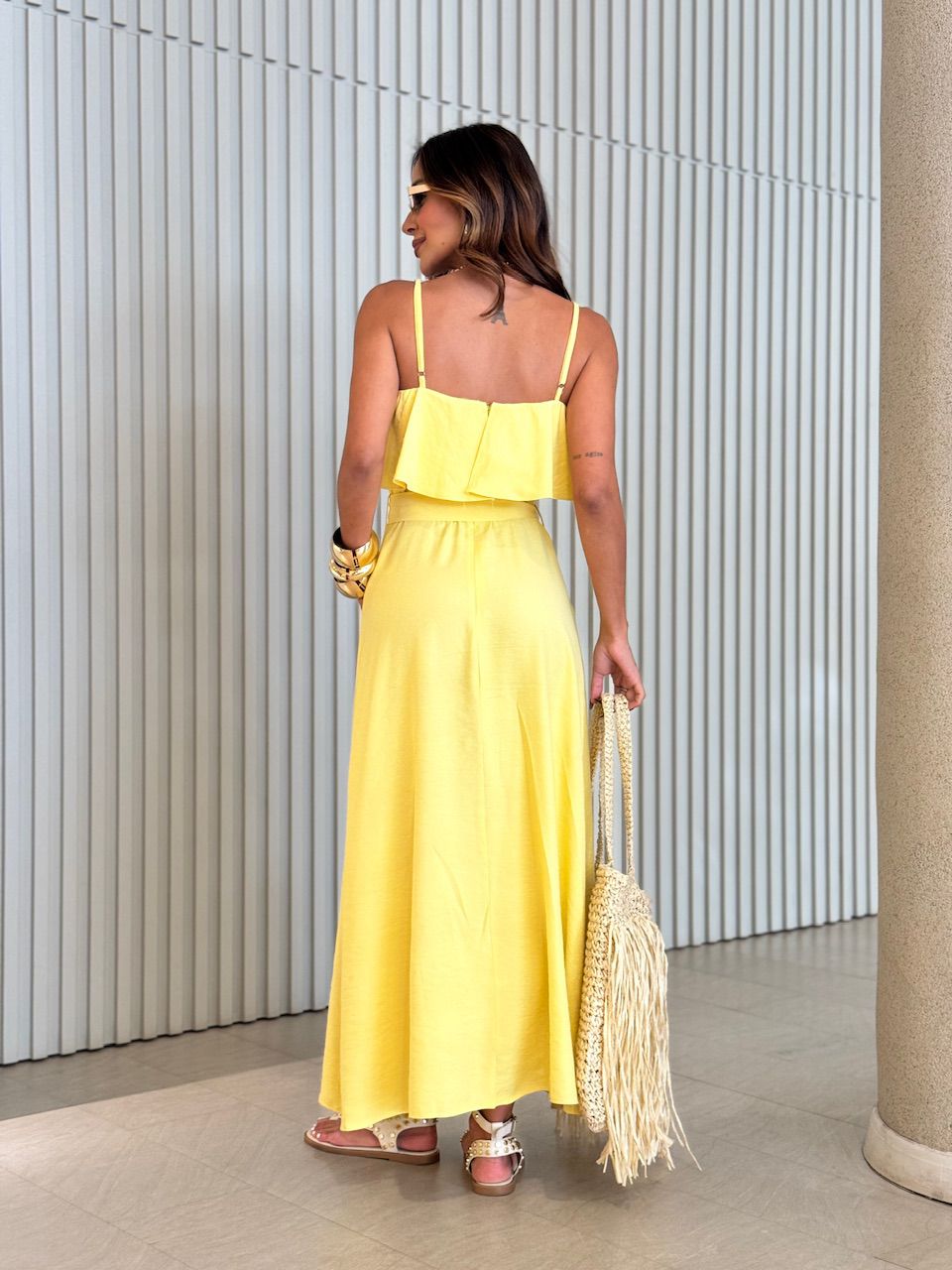 VESTIDO KAROL BABADO BUSTO AMARELO