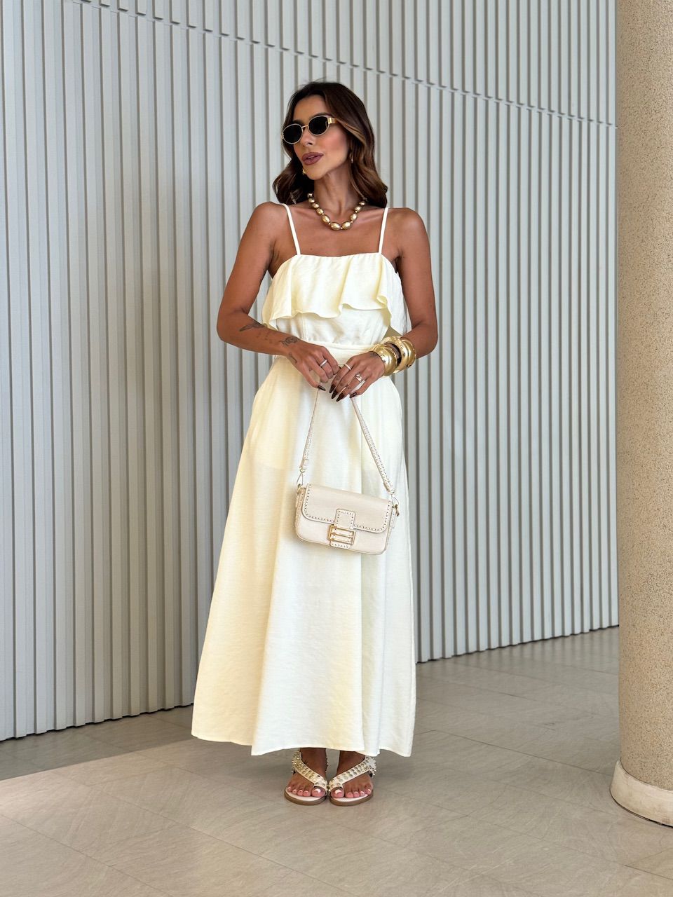 VESTIDO KAROL BABADO BUSTO MARFIM