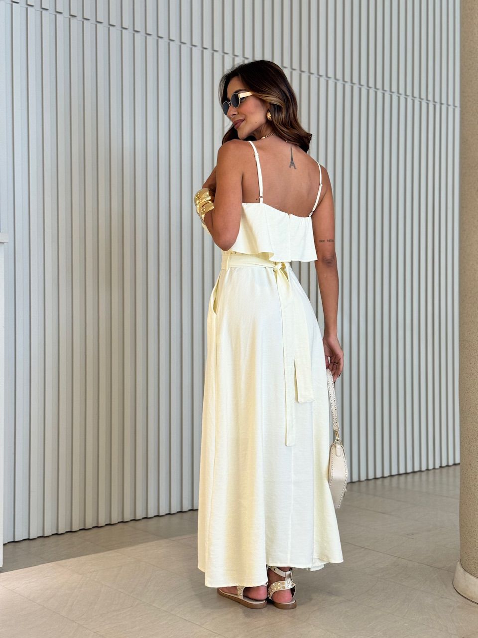 VESTIDO KAROL BABADO BUSTO MARFIM