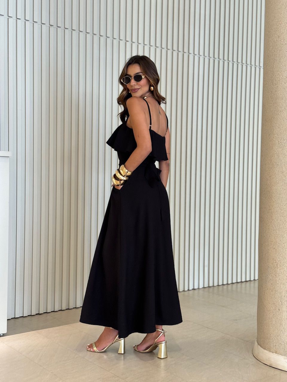 VESTIDO KAROL BABADO BUSTO PRETO