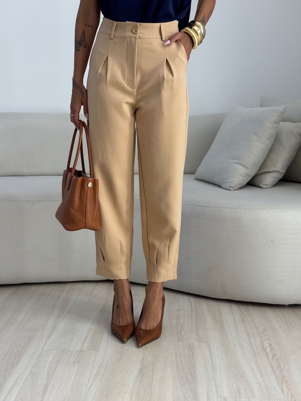 CALÇA MARIA CLARA CENOURA NUDE - 0074370049 - CAROLLA FERRARO