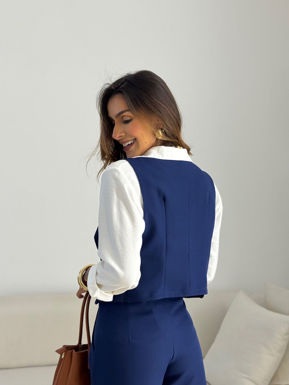 CONJUNTO PÂMELA COLETE SHORT MARINHO