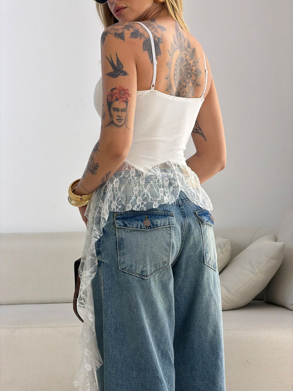 BLUSA GIANA BABADOS OFF