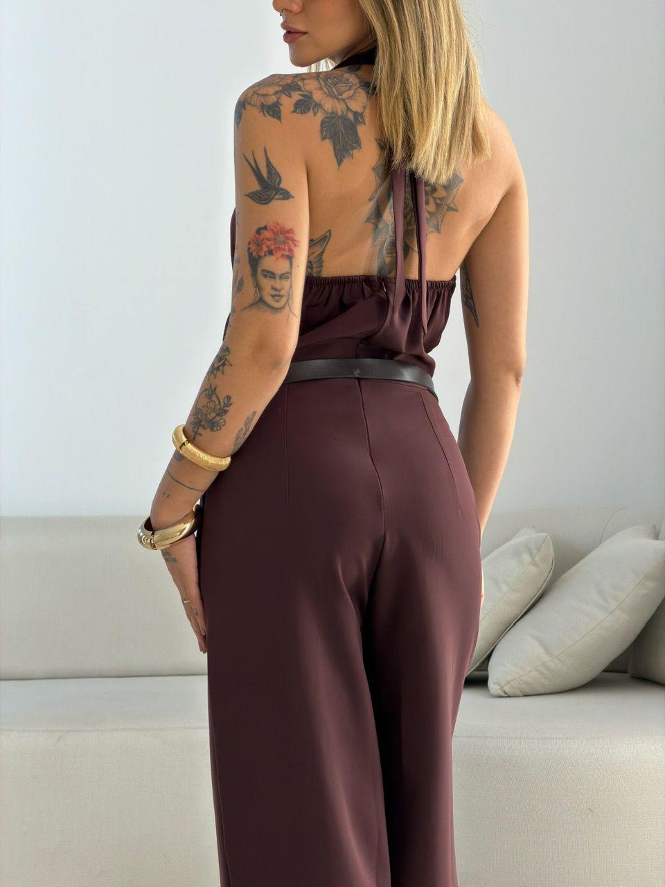 MACACÃO ELISANGELA GOLA DRAPEADA CAFÉ