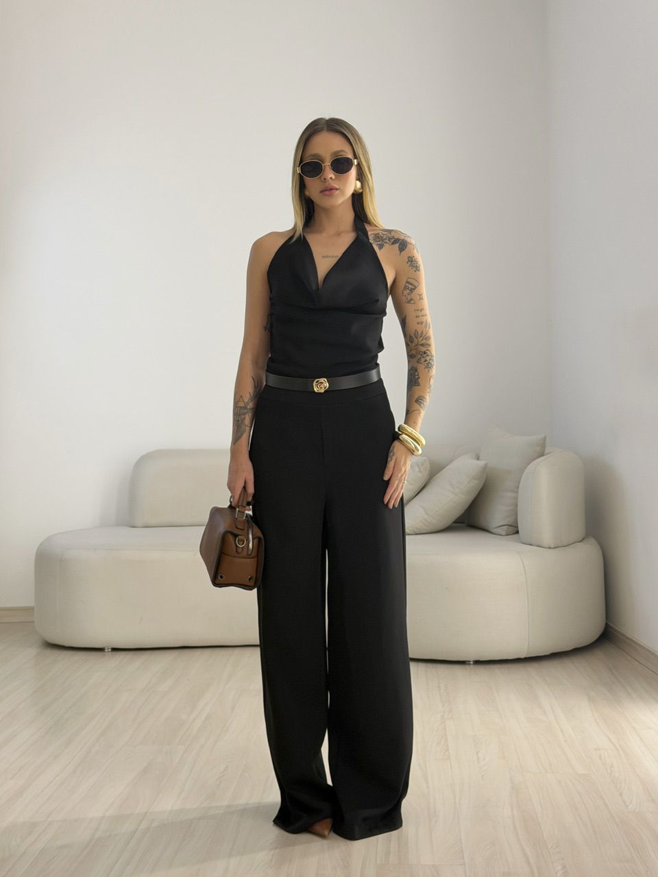 MACACÃO ELISANGELA GOLA DRAPEADA PRETO