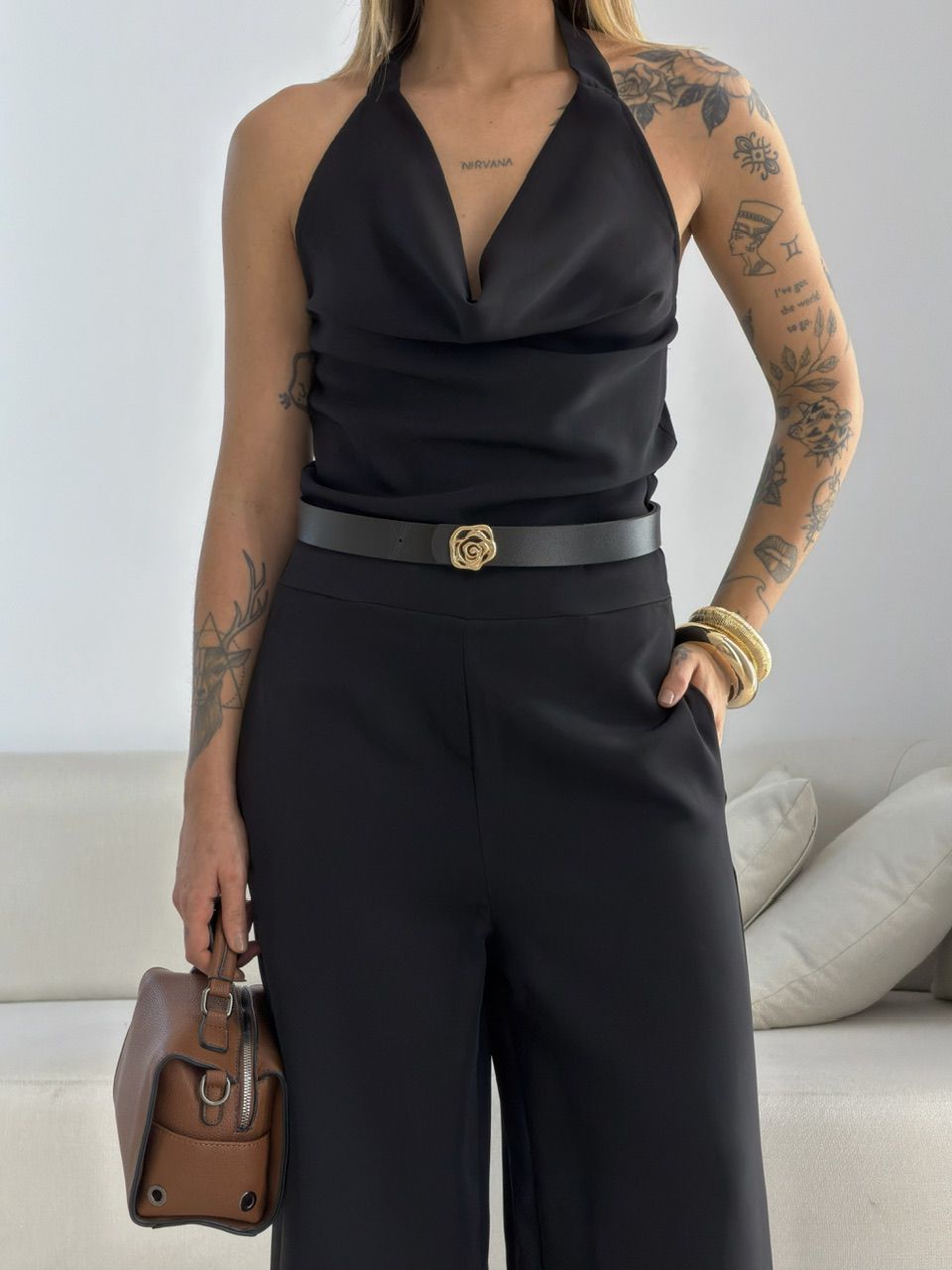 MACACÃO ELISANGELA GOLA DRAPEADA PRETO