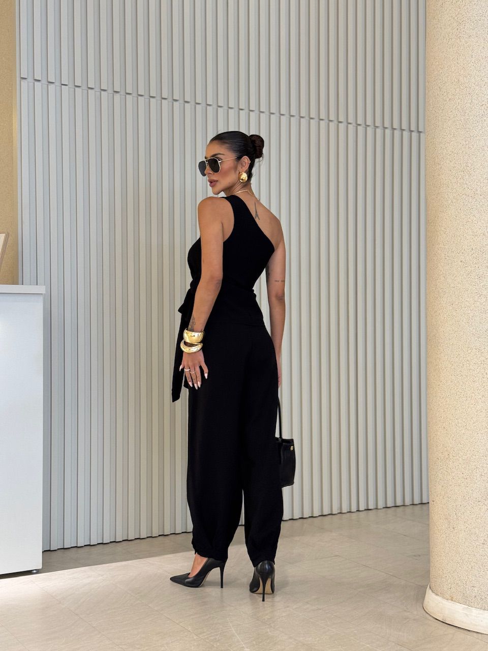 CONJUNTO TAILA NULA MANGA PRETO