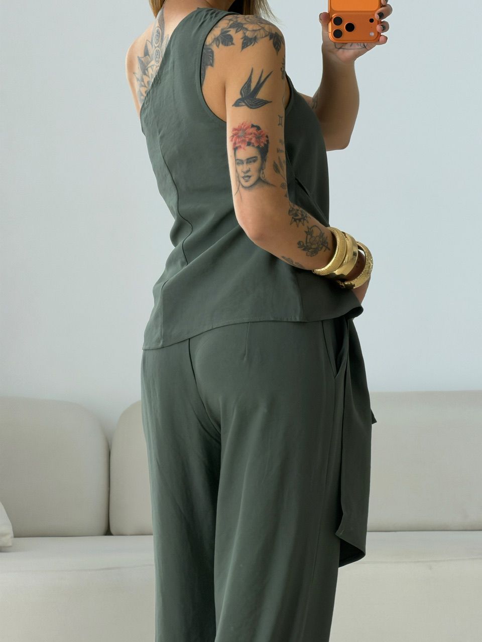 CONJUNTO TAILA NULA MANGA VERDE