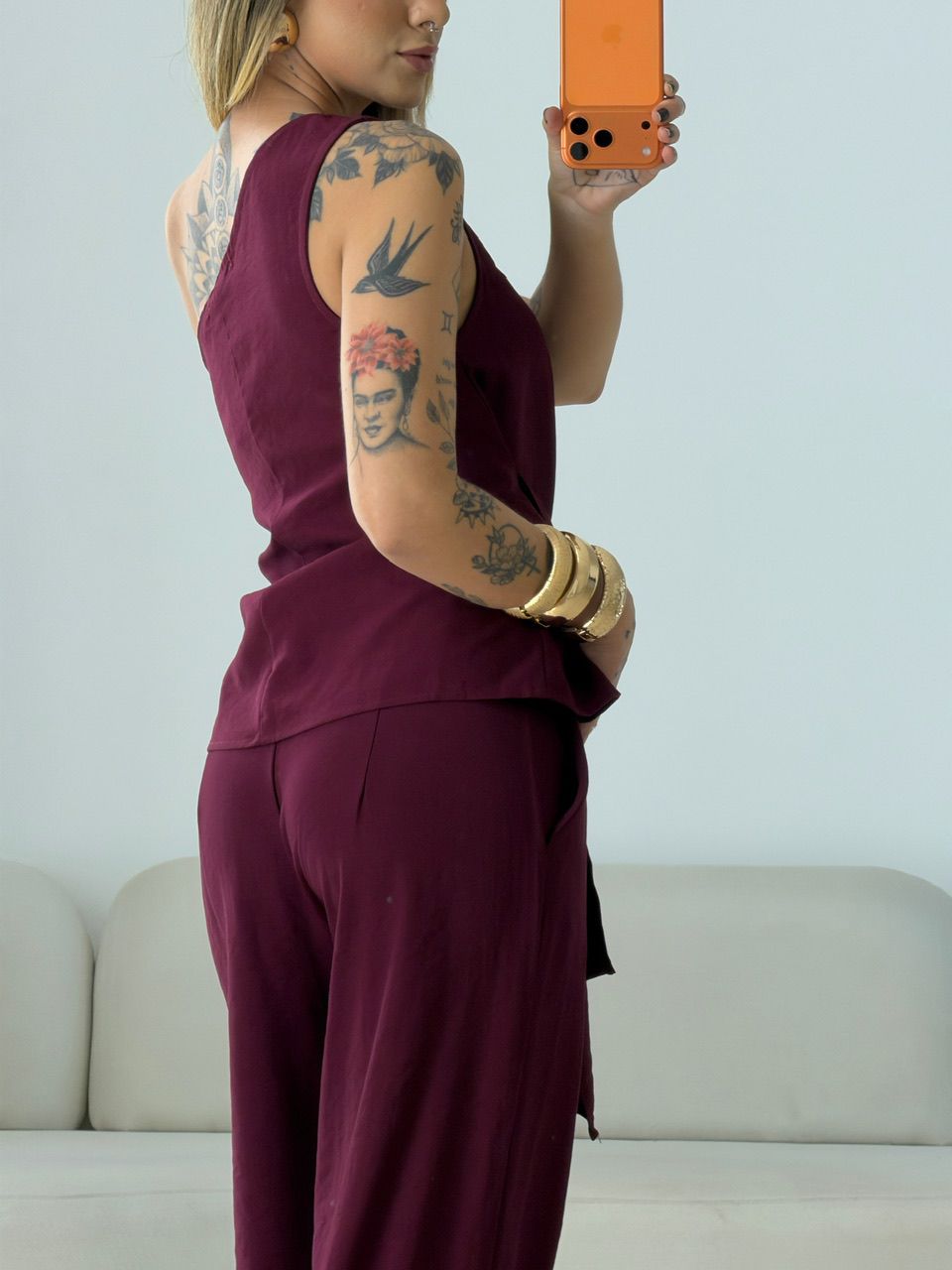 CONJUNTO TAILA NULA MANGA VINHO