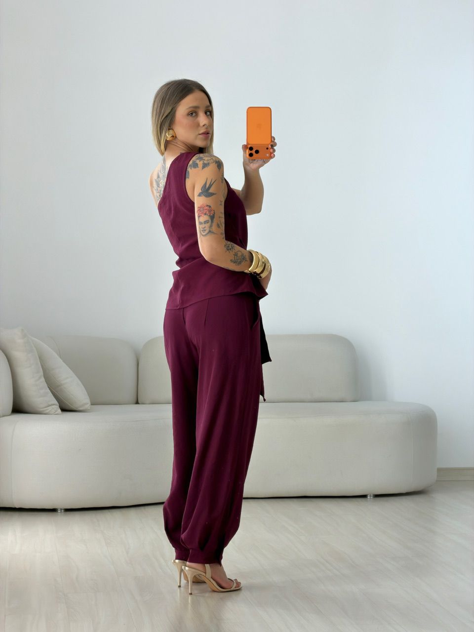 CONJUNTO TAILA NULA MANGA VINHO