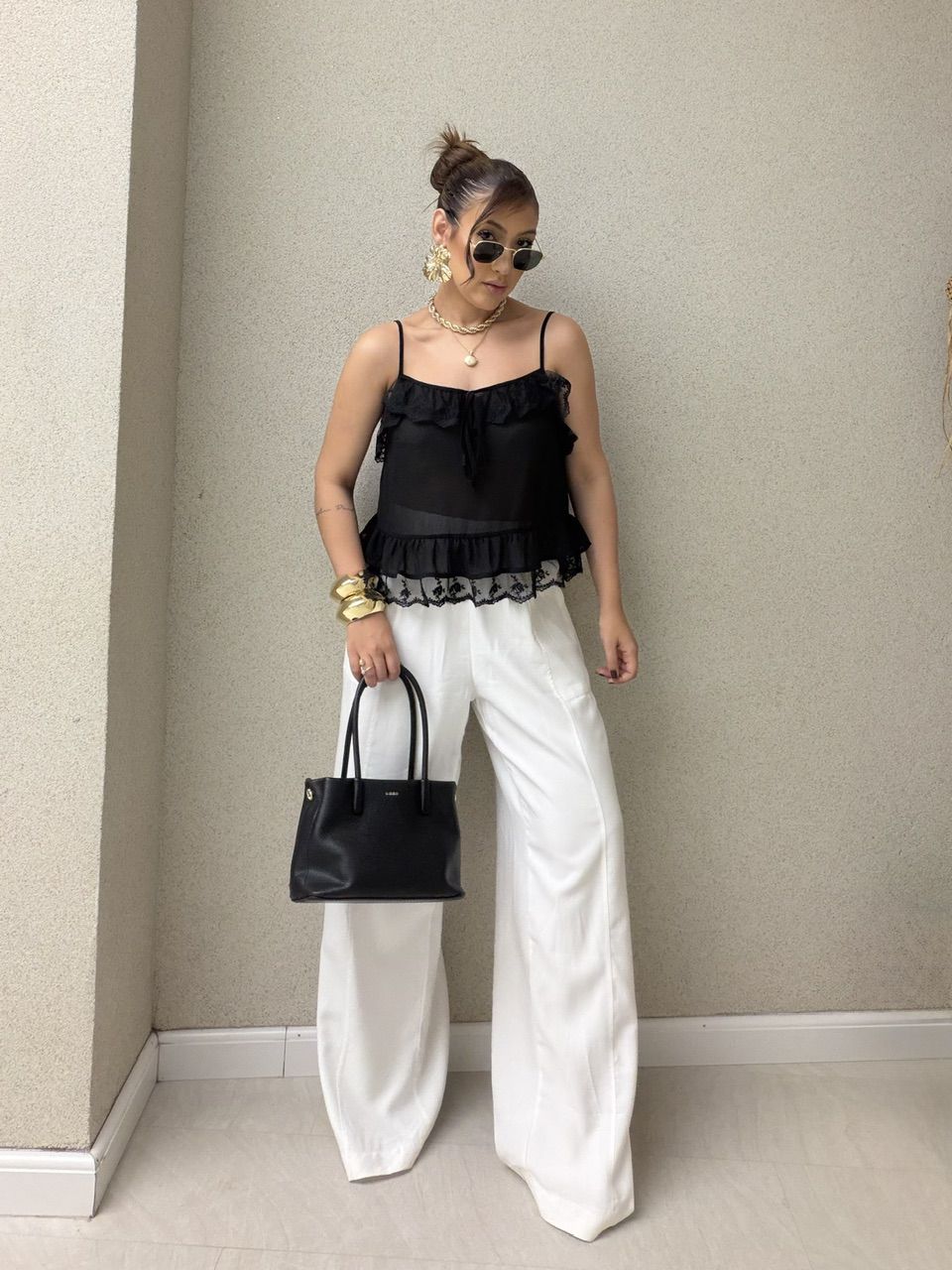 BLUSA LUARA RENDA PRETA