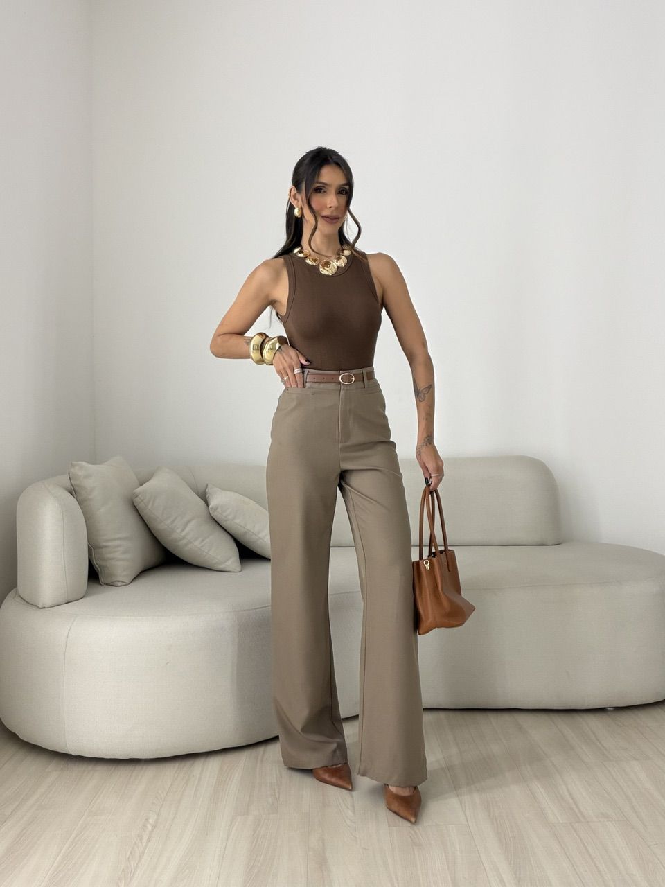 CALÇA HELOÍSA CINTO CAQUI