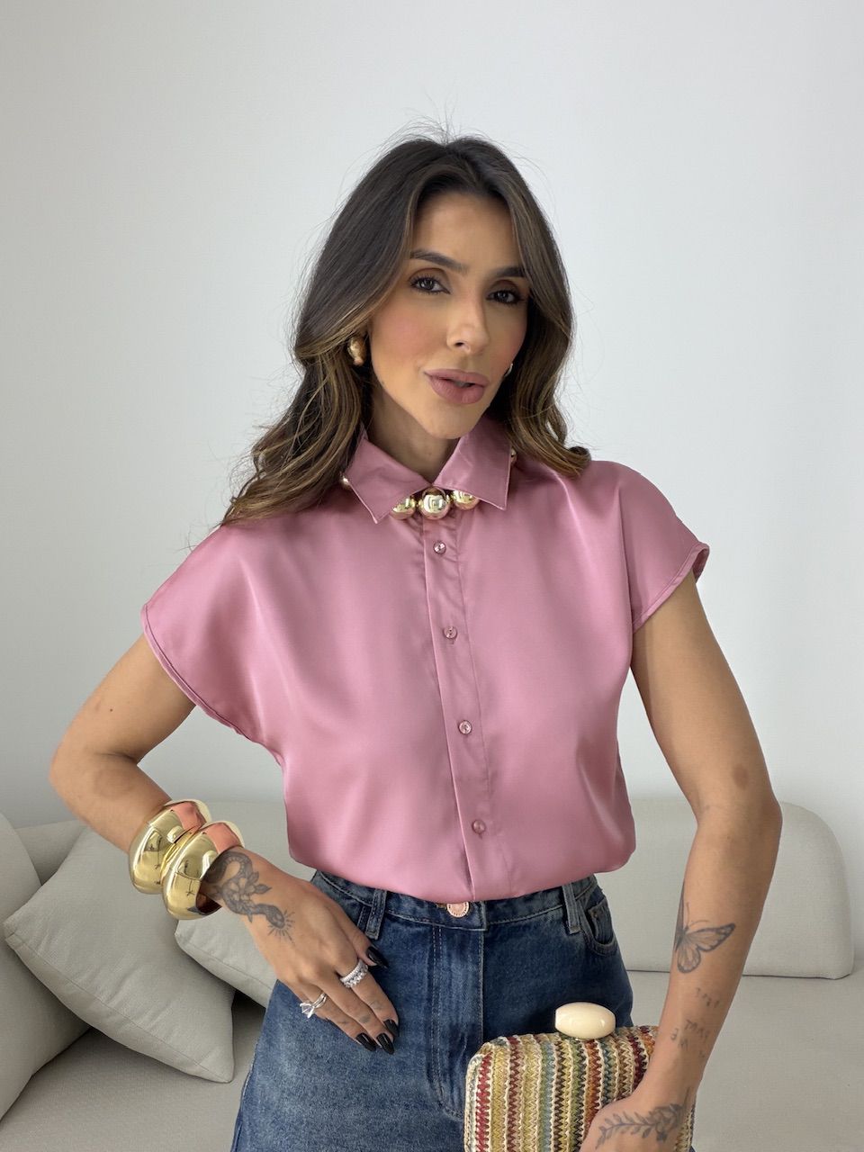 CAMISA NOEMI ACETINADA ROSÊ - 0080380025 - CAROLLA FERRARO