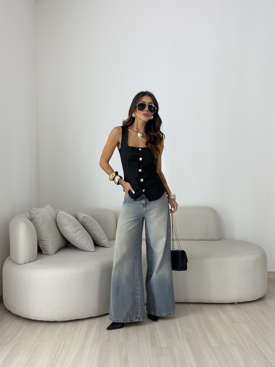 COLETE JENIFER ALFAIATARIA PRETO