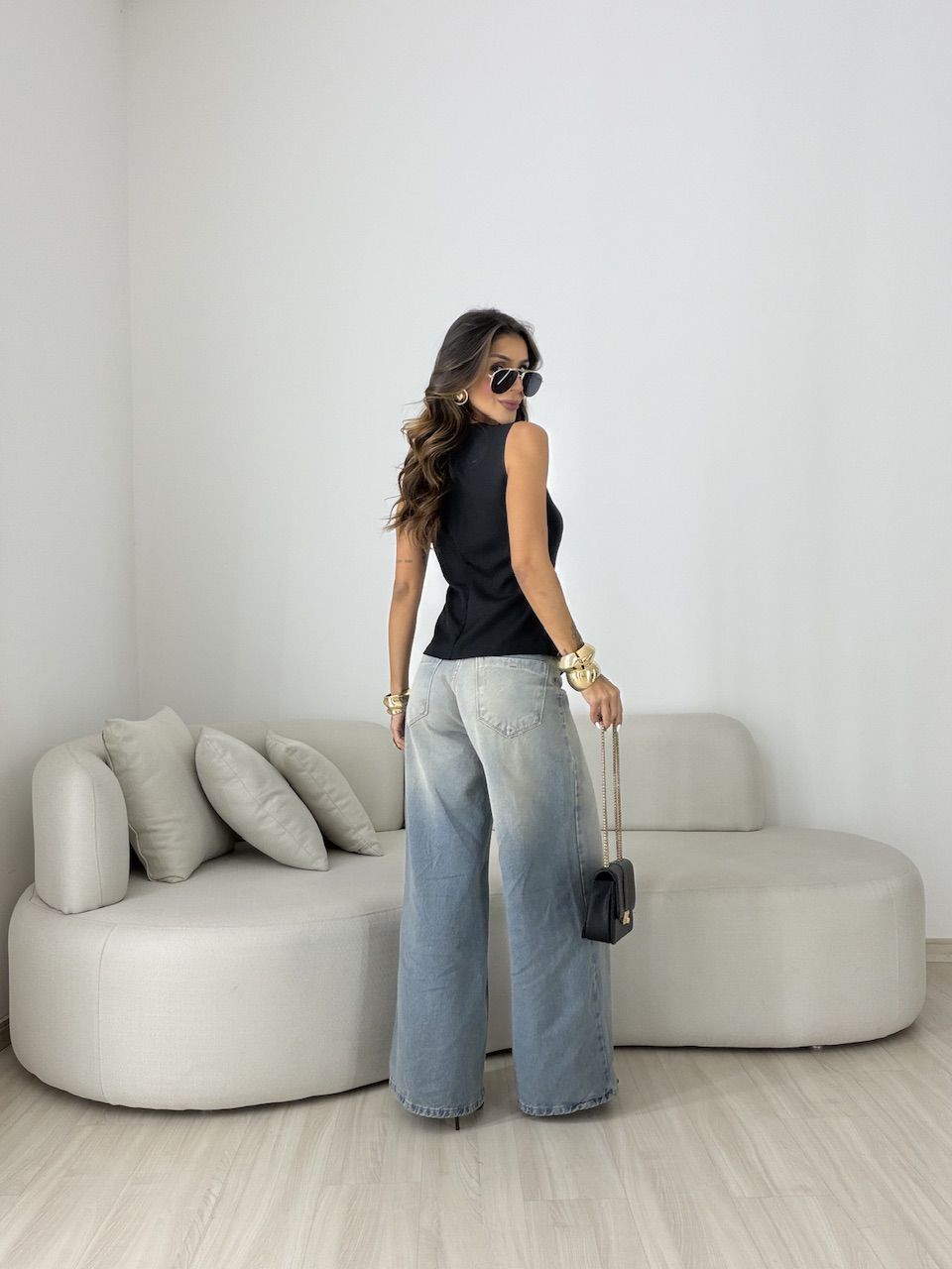 COLETE JENIFER ALFAIATARIA PRETO