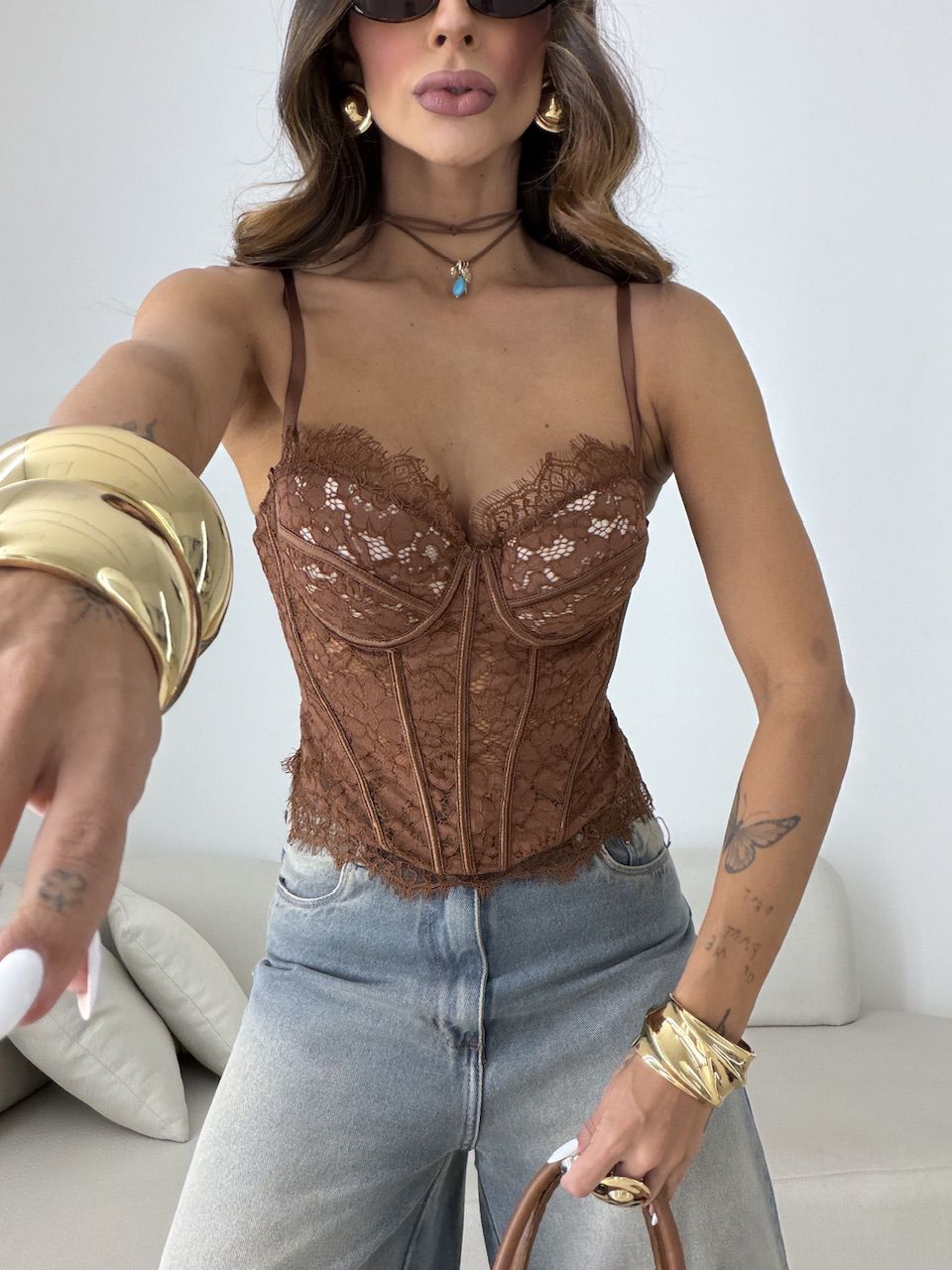 CORSELET ROSE RENDA MARROM